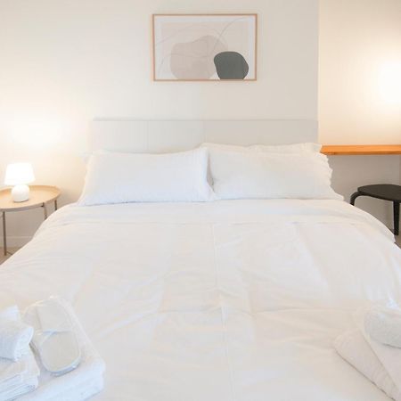 Zefiro - Saffi Design Apartments - Ambrogiohost Bologna Eksteriør billede